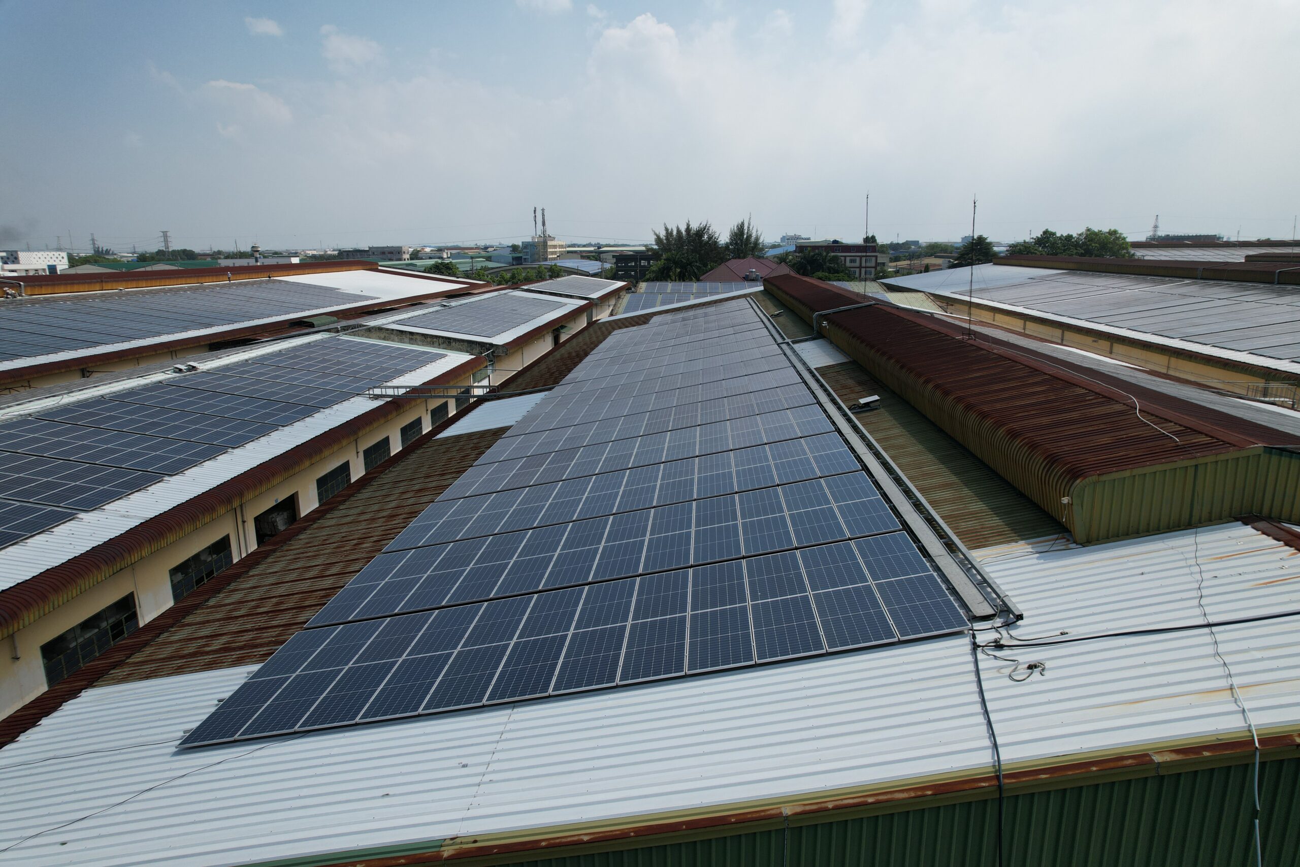 Nhà máy điện mặt trời Phong Phú
