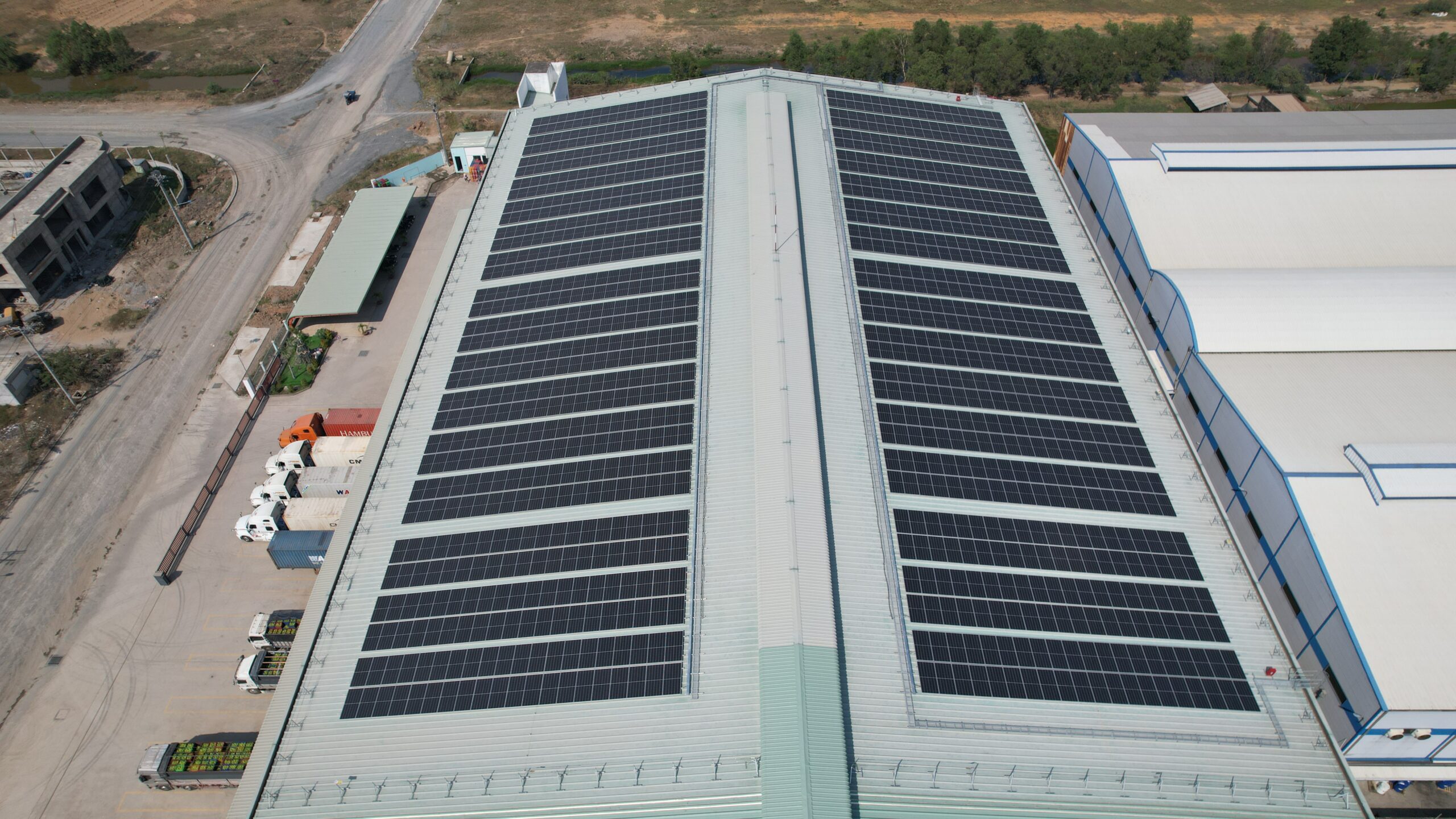 Nhà máy điện mặt trời Phong Phú